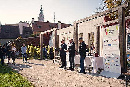 Zahájení Festivalu vína Český Krumlov® na vinici v Klášterní zahradě 7. 10. 2022, foto: Tomáš Kasal (39/64)