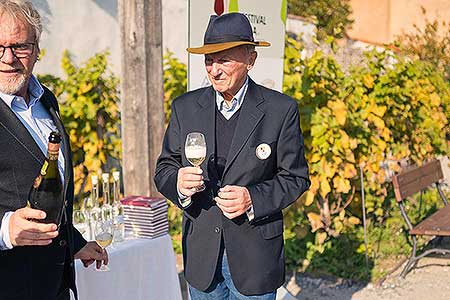 Zahájení Festivalu vína Český Krumlov® na vinici v Klášterní zahradě 7. 10. 2022, foto: Tomáš Kasal (44/64)