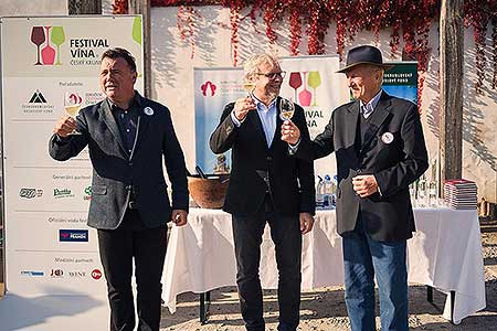 Zahájení Festivalu vína Český Krumlov® na vinici v Klášterní zahradě 7. 10. 2022, foto: Tomáš Kasal (46/64)