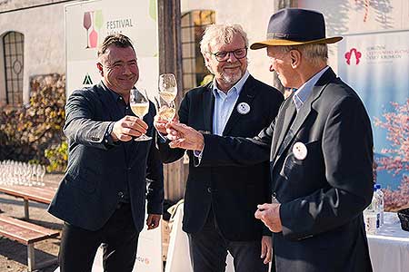 Zahájení Festivalu vína Český Krumlov® na vinici v Klášterní zahradě 7. 10. 2022, foto: Tomáš Kasal (49/64)