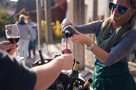 Zahájení Festivalu vína Český Krumlov® na vinici v Klášterní zahradě 7. 10. 2022, foto: Tomáš Kasal (50/64)