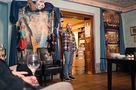 Festival vína Český Krumlov® - zahajovací večer, Egon Schiele Art Centrum 7. 10. 2022, foto: Tomáš Kasal (66/94)