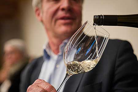 Víno nás spojuje – Weingut Künstler (DE) & Filip Mlýnek (CZ) – 13. 11. 2021, foto: Tomáš Kasal (39/92)