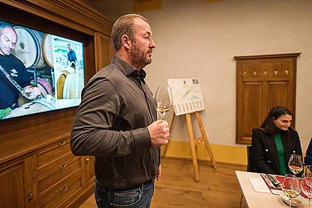 Víno nás spojuje – Weingut Künstler (DE) & Filip Mlýnek (CZ) – 13. 11. 2021, foto: Tomáš Kasal (55/92)