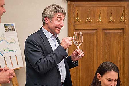 Víno nás spojuje – Weingut Künstler (DE) & Filip Mlýnek (CZ) – 13. 11. 2021, foto: Tomáš Kasal (61/92)