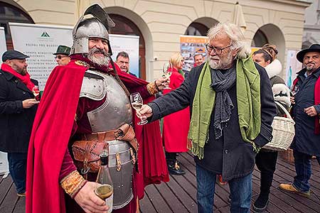 Příjezd svatého Martina a slavnostní otevření Svatomartinského vína 11. 11. 2021, foto: Tomáš Kasal (48/69)
