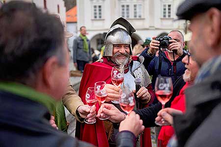 Příjezd svatého Martina a slavnostní otevření Svatomartinského vína 11. 11. 2022, foto: Tomáš Kasal (30/83)