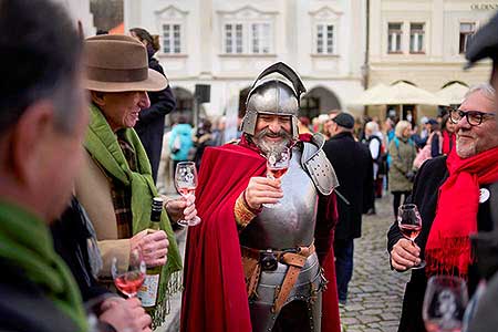 Příjezd svatého Martina a slavnostní otevření Svatomartinského vína 11. 11. 2022, foto: Tomáš Kasal (32/83)