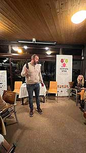 Vína z Dunajovských kopců s Jindrou Kadrnkou a Filipem Mlýnkem, 22.11.2022 (3/5)