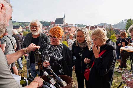 Zahájení Festivalu vína Český Krumlov® na jižních terasách zámku 6. 10. 2023, foto: Tomáš Kasal (57/62)