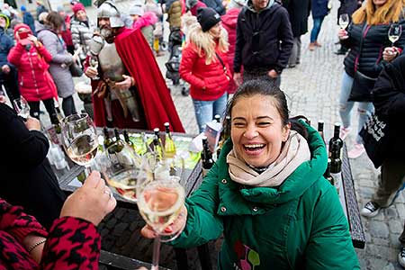 Příjezd svatého Martina a slavnostní otevření Svatomartinského vína 11. 11. 2023, foto: Tomáš Kasal (51/58)