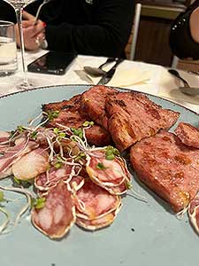 Festival vína Český Krumlov® – Jindřich Kadrnka – To nejlepší z&nbsp;Dunajovských kopců 30. 10. 2024 (5/10)