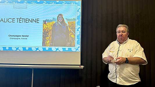 Festival vína Český Krumlov® – Michal Šetka představuje světové vinařky 2. 11. 2024 (4/28)