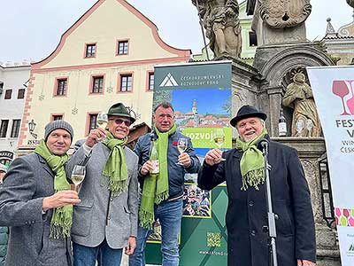 Festival vína Český Krumlov® - Příjezd svatého Martina a&nbsp;slavnostní otevření Svatomartinského vína 11. 11. 2024 (10/11)