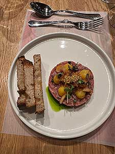 Festival vína Český Krumlov® – Vinařství VERÝSEK a&nbsp;MOLO Bistro 16. 11. 2024 (20/22)