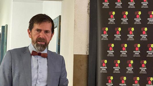 Rodinné vinařství Špalek - Vinařství roku 2024, Retro Café 8.10.2025 (11/17)