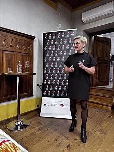 Klára Kollárová – Souboj chutí: Česko vs. svět, Renesanční sály u&nbsp;radnice 3. 10. 2025 (7/10)