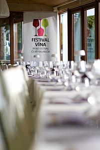 Příběh generací – Podalpská vína, Hotel Slunečná louka Lipno nad Vltavou 18. 10. 2025 (7/11)