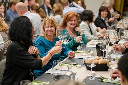 Essentia-studio: Cuvée – Spojením k&nbsp;jedinečnosti, Renesanční sály u&nbsp;radnice 18. 10. 2025 (9/44)