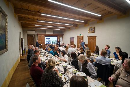 Essentia-studio: Cuvée – Spojením k&nbsp;jedinečnosti, Renesanční sály u&nbsp;radnice 18. 10. 2025 (23/44)