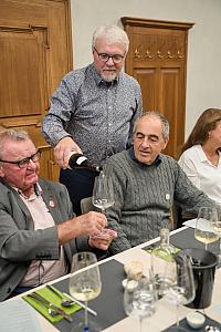 Essentia-studio: Cuvée – Spojením k&nbsp;jedinečnosti, Renesanční sály u&nbsp;radnice 18. 10. 2025 (29/44)