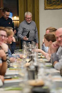 Essentia-studio: Cuvée – Spojením k&nbsp;jedinečnosti, Renesanční sály u&nbsp;radnice 18. 10. 2025 (31/44)