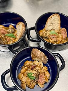 Malý aperitiv s&nbsp;vinařstvím La Grande Ourse - Pascal Chalon / Rhône, Bistro Na Krajíčku 24.10.2025 (6/6)