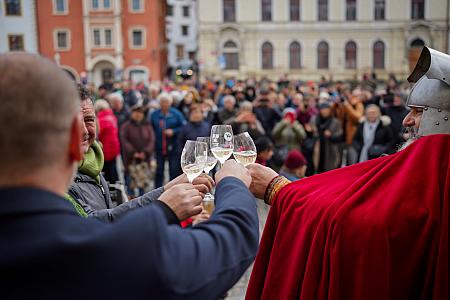 Příjezd svatého Martina a&nbsp;slavnostní otevření Svatomartinského vína 11. 11. 2025 (31/64)