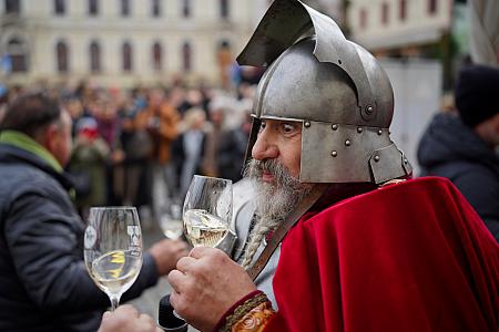 Příjezd svatého Martina a&nbsp;slavnostní otevření Svatomartinského vína 11. 11. 2025 (33/64)