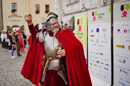 Příjezd svatého Martina a&nbsp;slavnostní otevření Svatomartinského vína 11. 11. 2025 (60/64)