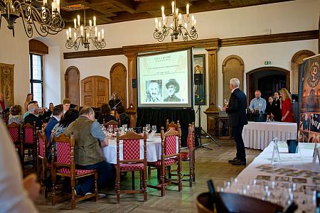 Víno v&nbsp;hudbě - Cesta kolem světa, Hotel Růže 9.11.2025 (16/56)