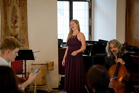 Víno v&nbsp;hudbě - Cesta kolem světa, Hotel Růže 9.11.2025 (28/56)