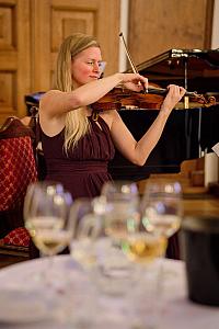 Víno v&nbsp;hudbě - Cesta kolem světa, Hotel Růže 9.11.2025 (55/56)