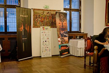 Víno v&nbsp;hudbě - Cesta kolem světa, Hotel Růže 9.11.2025 (56/56)