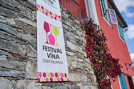 Wine tour – Túra po krumlovských viničkách, zdroj: FVČK, foto: Tom Kasal (1/12)